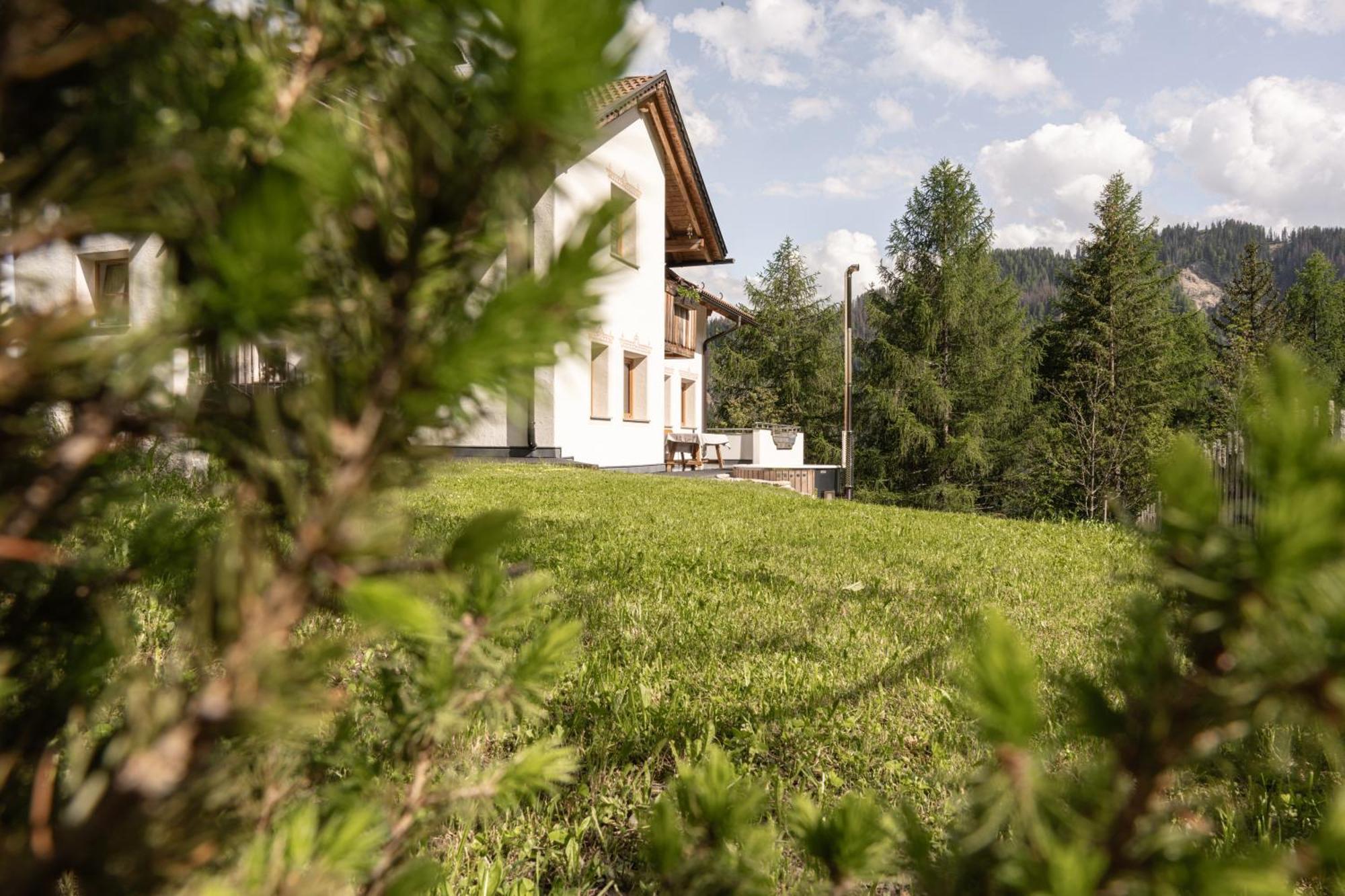 Ciasa Iachin - Dolomites Dream Retreat Apartment San Martino in Badia Luaran gambar