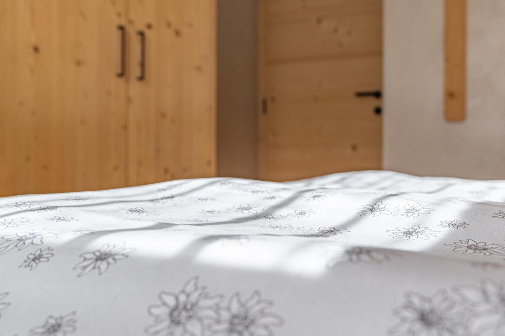 Ciasa Iachin - Dolomites Dream Retreat Apartment San Martino in Badia Luaran gambar