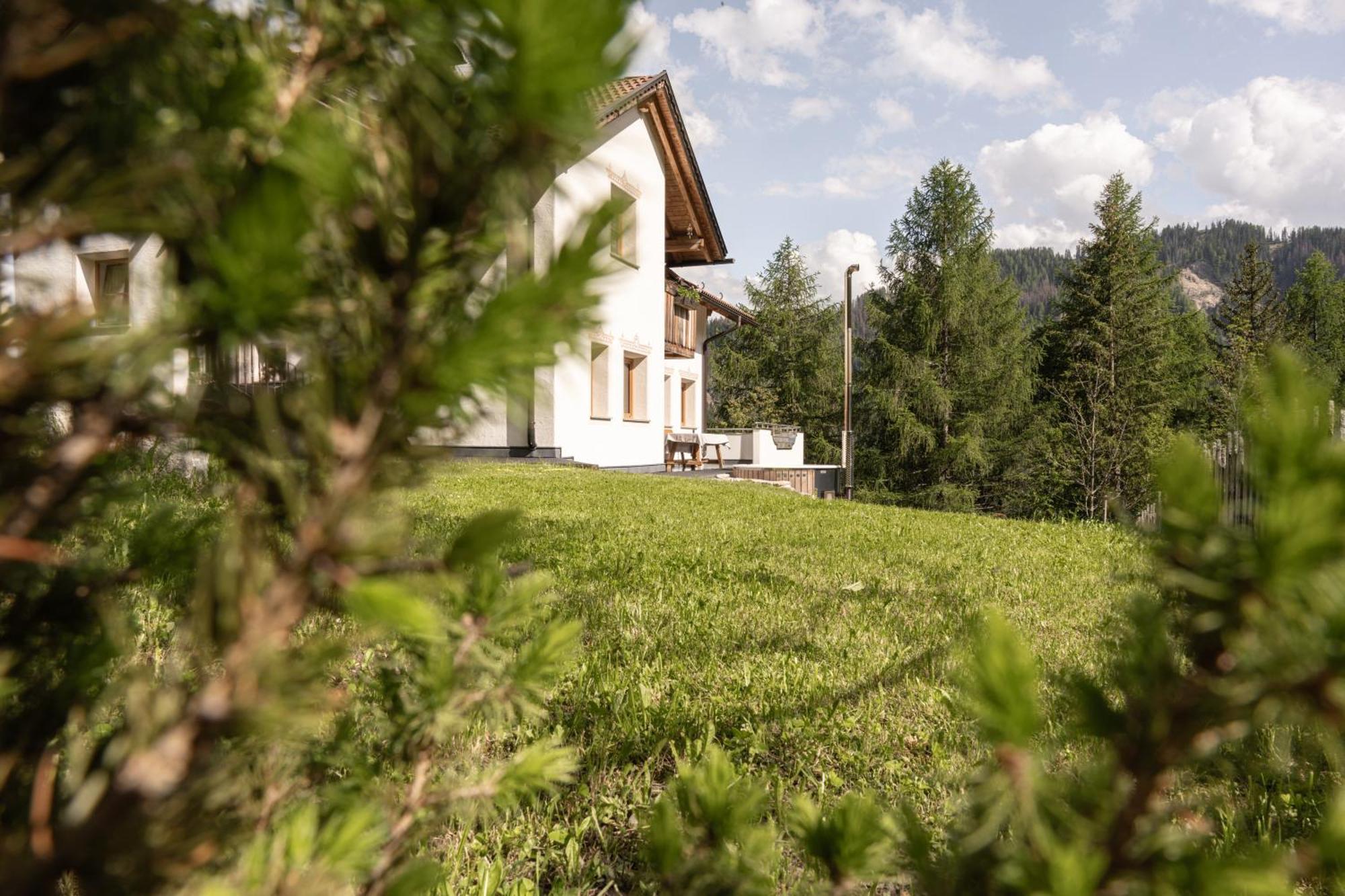 Ciasa Iachin - Dolomites Dream Retreat Apartment San Martino in Badia Luaran gambar