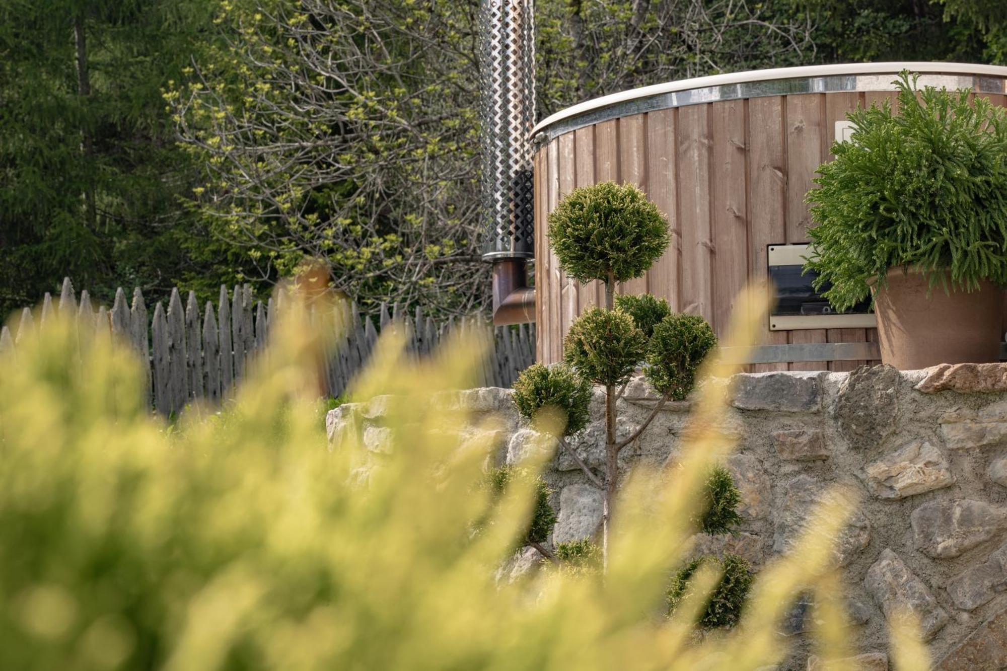 Ciasa Iachin - Dolomites Dream Retreat Apartment San Martino in Badia Luaran gambar